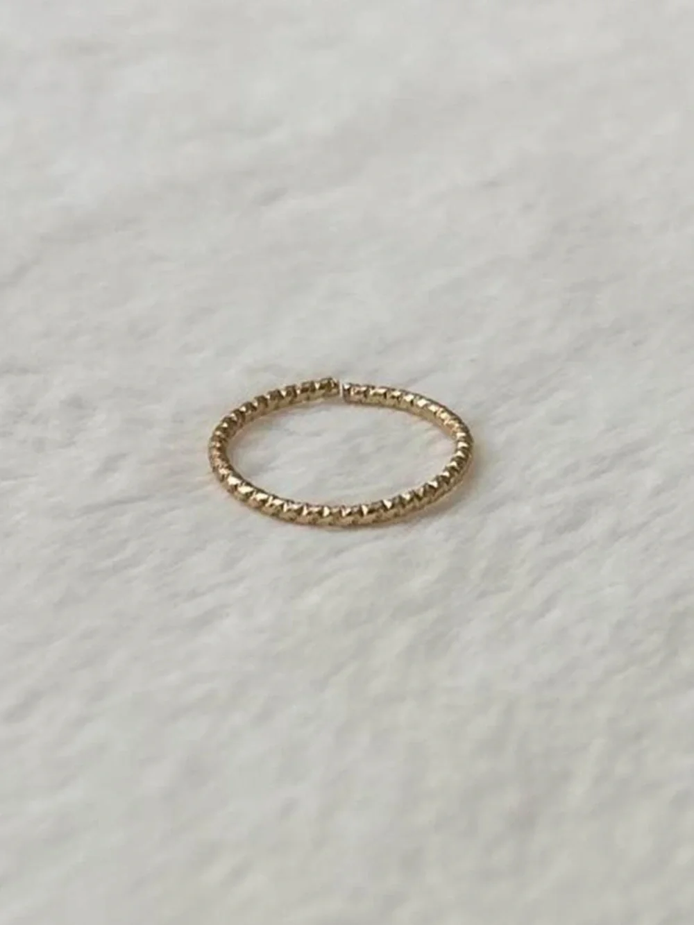 5/$15 🩷 MUST BUNDLE Delicate Textured Stackable Ring - Gold